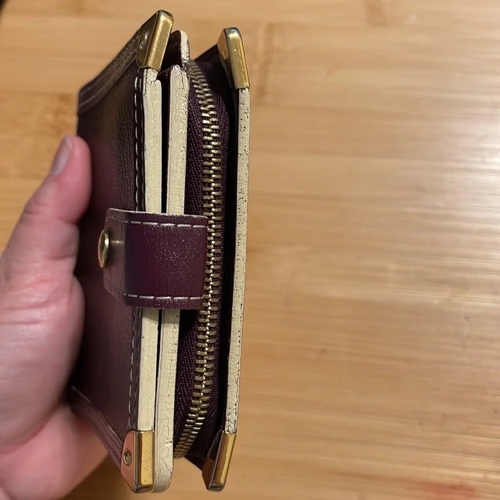Authentic Vintage Louis Vuitton International Wallet Suhali leather